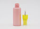 Επίπεδα ώμων ρόδινα μπουκάλια ψεκασμού της PET 50ml μικρά πλαστικά επαναληπτικής χρήσεως με την κίτρινη αντλία
